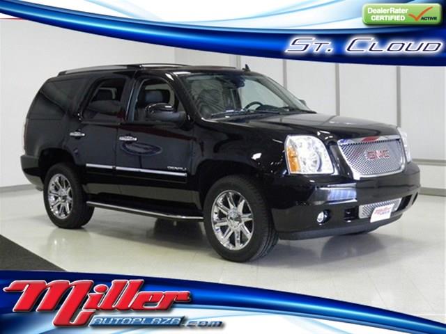 2013 GMC Yukon 2DR 3.8 GRD TOUR AT