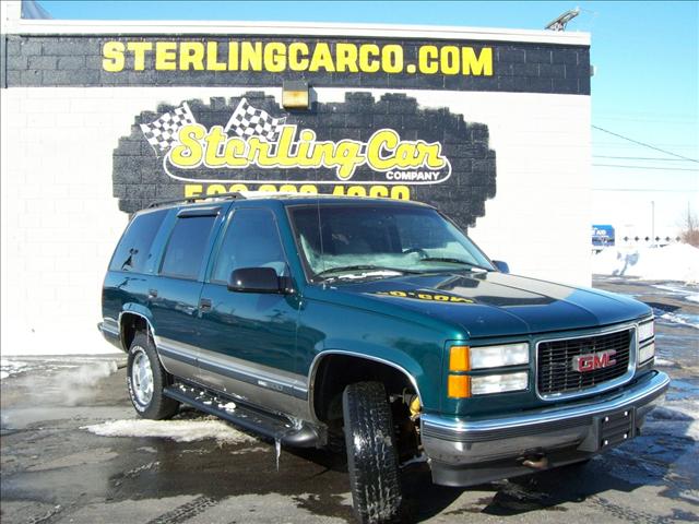 1999 GMC Yukon Denali Base