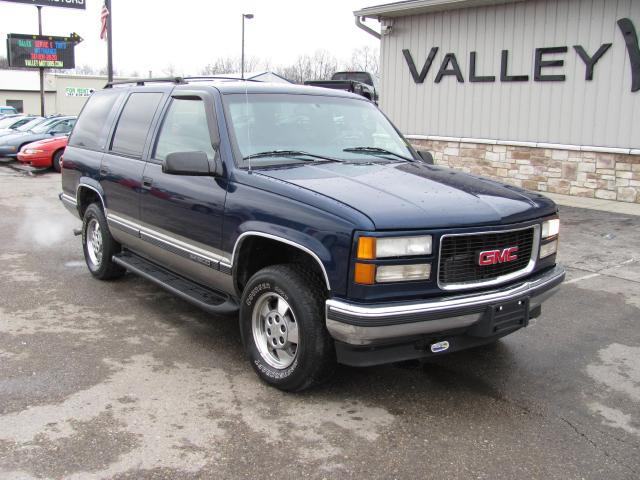 1999 GMC Yukon Denali 4x4 Crew Cab LE