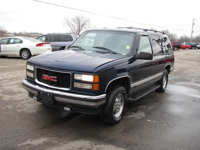 1999 GMC Yukon Denali 4x4 Crew Cab LE