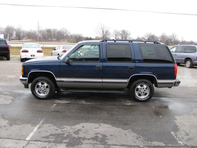 1999 GMC Yukon Denali 4x4 Crew Cab LE