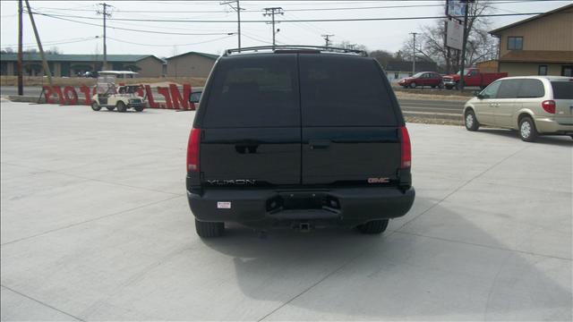 1999 GMC Yukon Denali Base