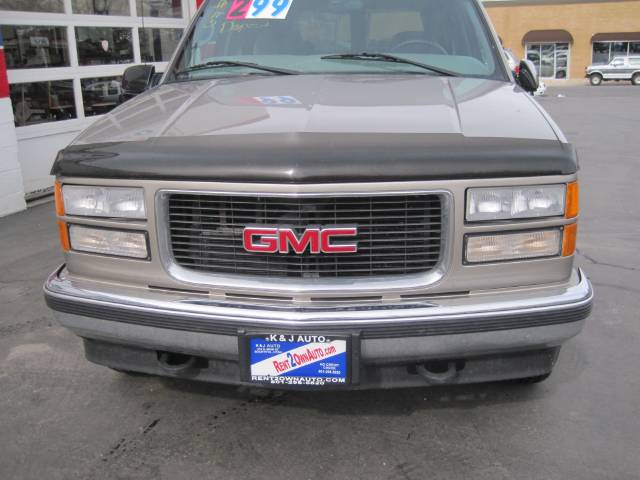 1999 GMC Yukon Denali Base