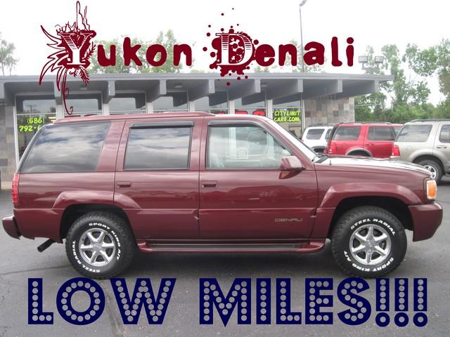 1999 GMC Yukon Denali EX Sedan 4D