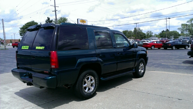 2000 GMC Yukon Denali 4x4 Crew Cab LE