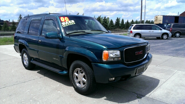 2000 GMC Yukon Denali 4x4 Crew Cab LE