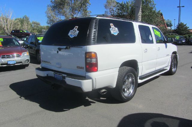 2001 GMC Yukon Denali Sport 4WD