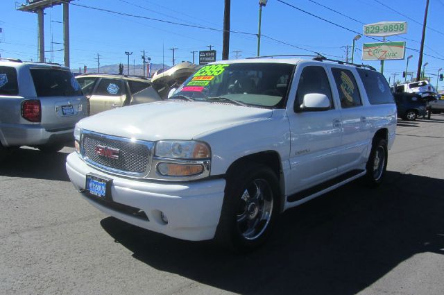 2001 GMC Yukon Denali Sport 4WD