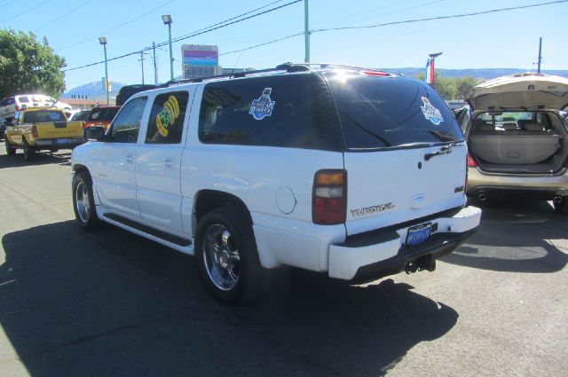 2001 GMC Yukon Denali Sport 4WD