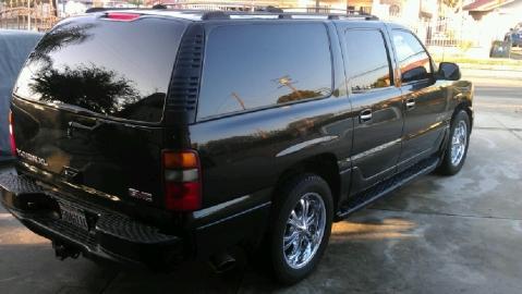 2001 GMC Yukon Denali Unknown