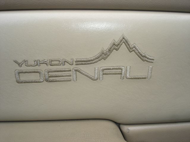 2002 GMC Yukon Denali Unknown