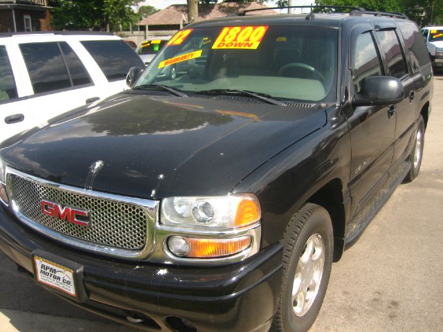 2002 GMC Yukon Denali Unknown