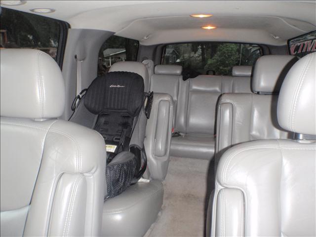 2003 GMC Yukon Denali Unknown