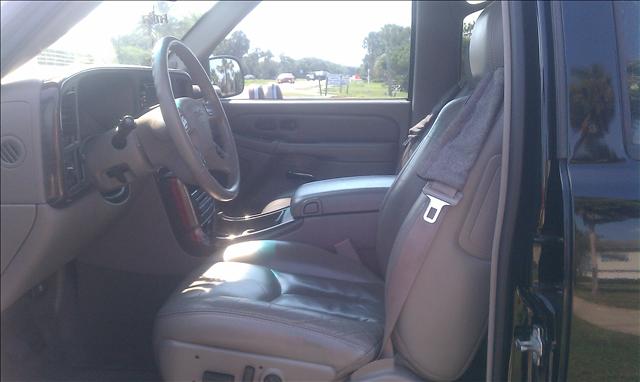 2004 GMC Yukon Denali Unknown