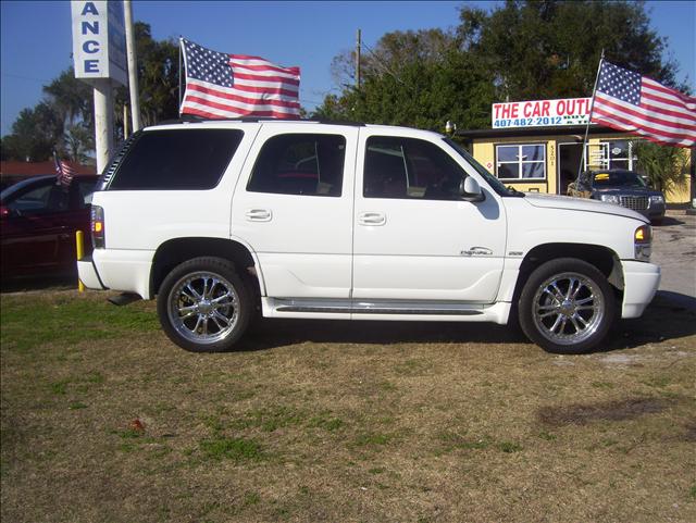 2005 GMC Yukon Denali Unknown