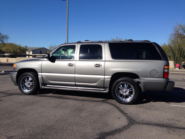 2005 GMC Yukon Denali Sport 4WD