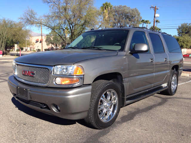 2005 GMC Yukon Denali Sport 4WD