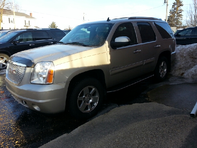 2007 GMC Yukon Denali EX - DUAL Power Doors