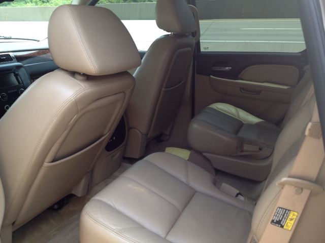 2007 GMC Yukon Denali EX - DUAL Power Doors