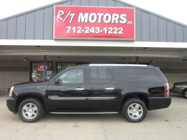 2007 GMC Yukon Denali SXT Van