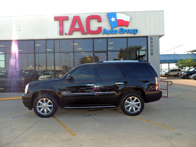 2008 GMC Yukon Denali EX - DUAL Power Doors