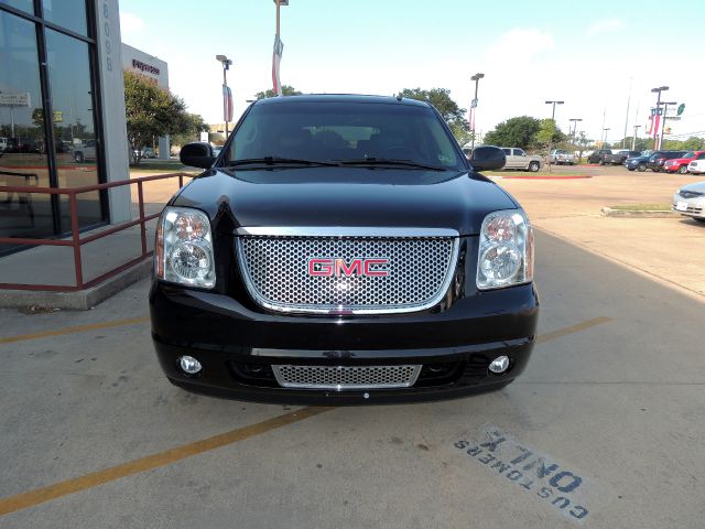 2008 GMC Yukon Denali EX - DUAL Power Doors