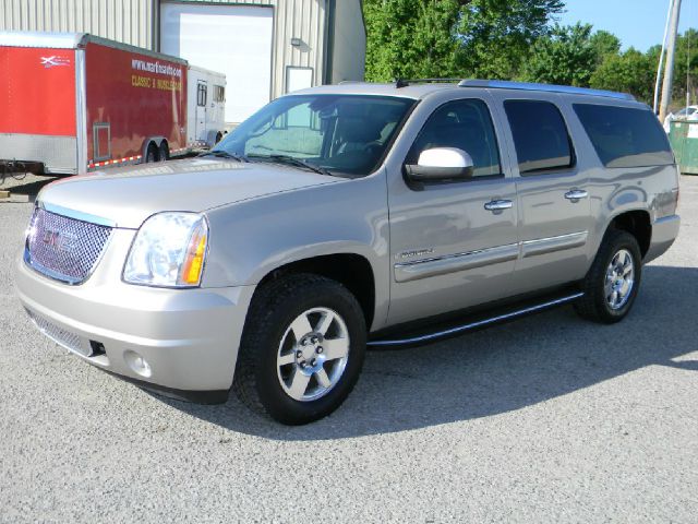 2008 GMC Yukon Denali SXT Van