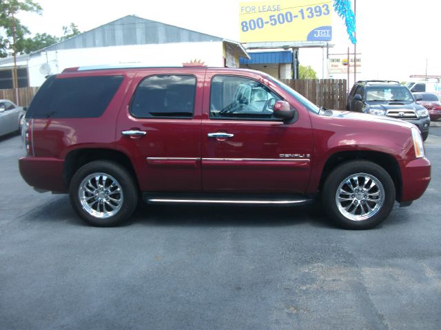 2008 GMC Yukon Denali 4wd