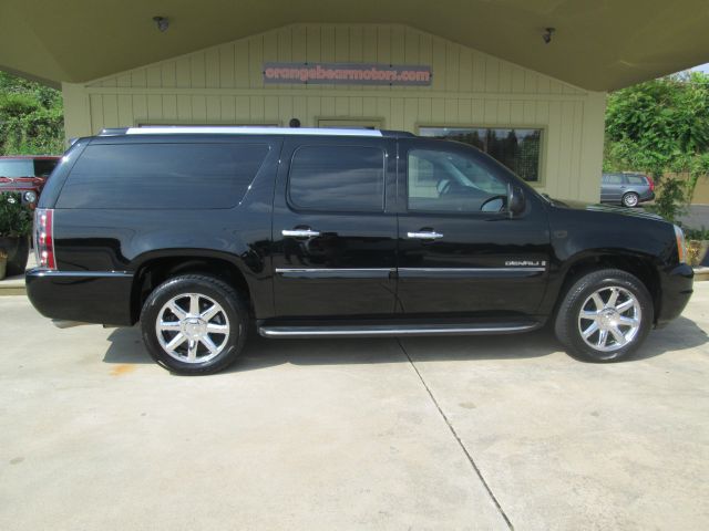 2008 GMC Yukon Denali LE 7