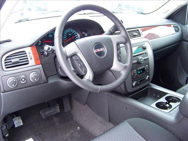 2011 GMC Yukon Denali 45