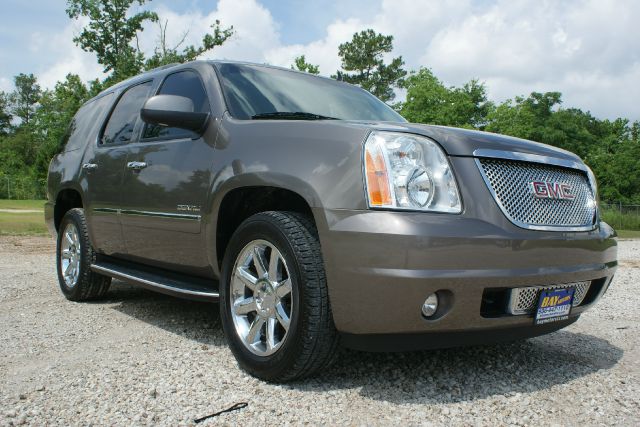 2011 GMC Yukon Denali 4wd