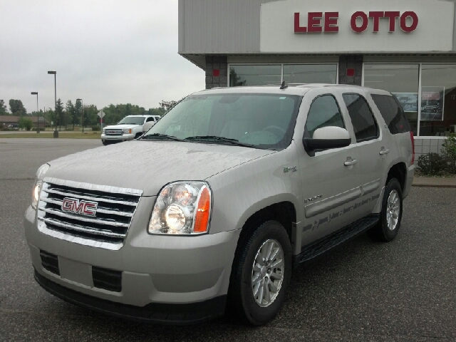 2008 GMC Yukon Hybrid 4DR SDN I4 EX AT