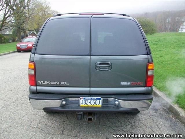 2000 GMC Yukon XL Carrera Coupe