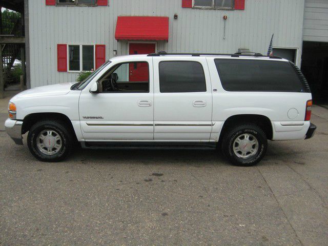 2000 GMC Yukon XL C350 4dr Sdn 3.5L Sport RWD Sedan