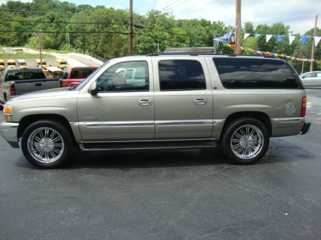 2000 GMC Yukon XL C350 4dr Sdn 3.5L Sport RWD Sedan