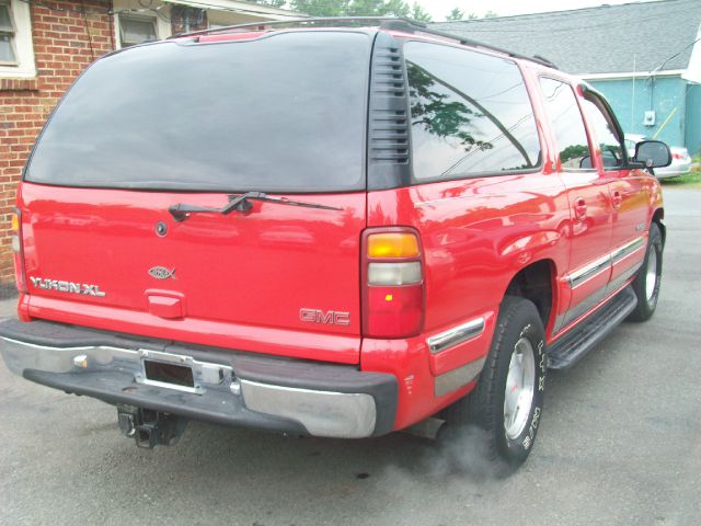 2000 GMC Yukon XL C350 4dr Sdn 3.5L Sport RWD Sedan