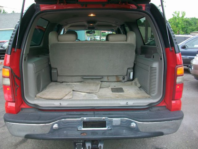 2000 GMC Yukon XL C350 4dr Sdn 3.5L Sport RWD Sedan