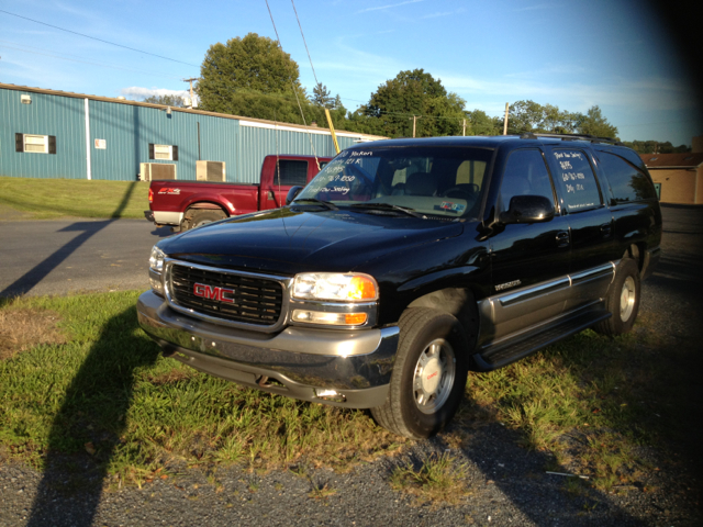 2000 GMC Yukon XL C350 4dr Sdn 3.5L Sport RWD Sedan