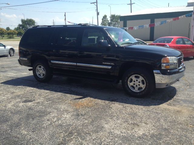 2001 GMC Yukon XL Premium Luxury Collection AWD