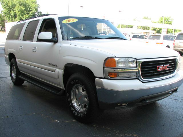 2001 GMC Yukon XL C350 4dr Sdn 3.5L Sport RWD Sedan