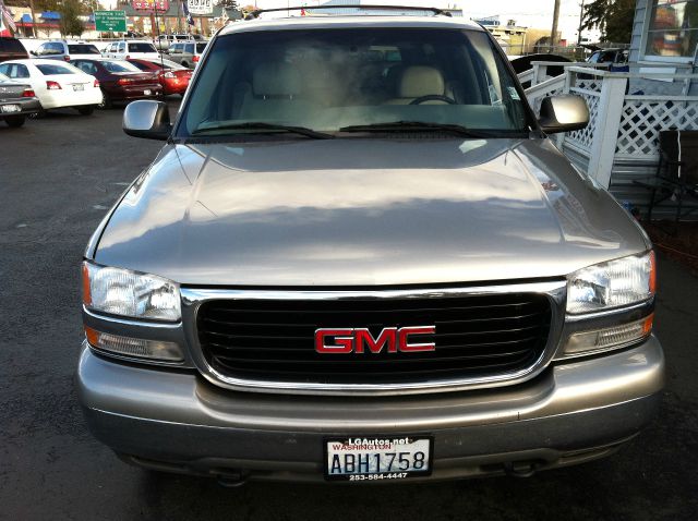 2001 GMC Yukon XL C350 4dr Sdn 3.5L Sport RWD Sedan