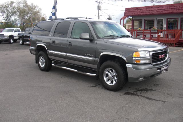 2001 GMC Yukon XL Carrera Coupe