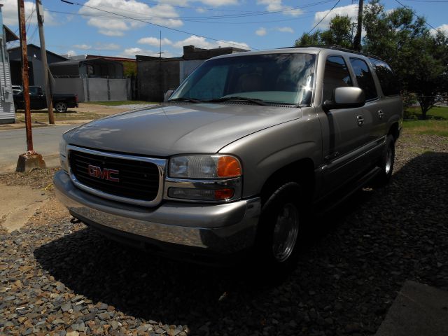 2001 GMC Yukon XL C350 4dr Sdn 3.5L Sport RWD Sedan