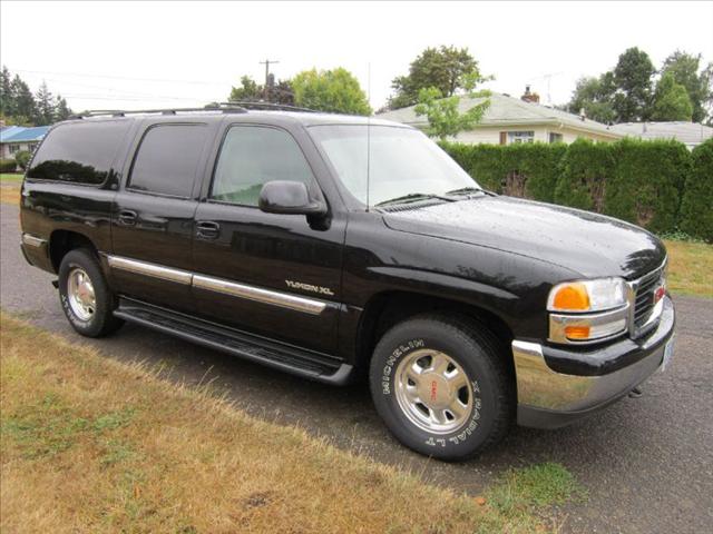 2001 GMC Yukon XL Scion XB