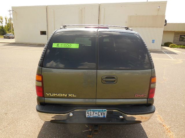 2001 GMC Yukon XL Carrera Coupe