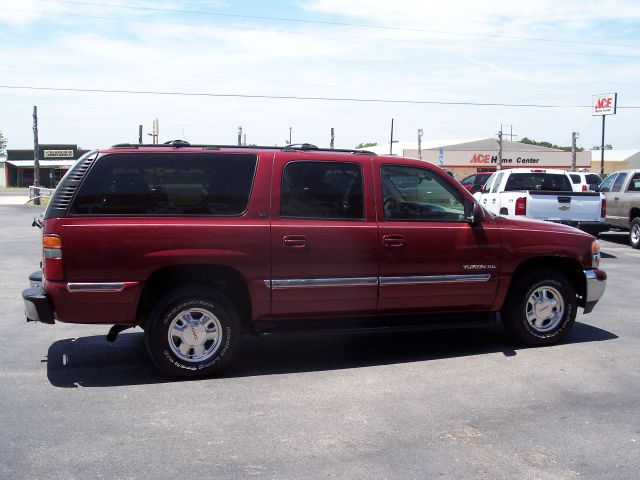 2001 GMC Yukon XL C350 4dr Sdn 3.5L Sport RWD Sedan