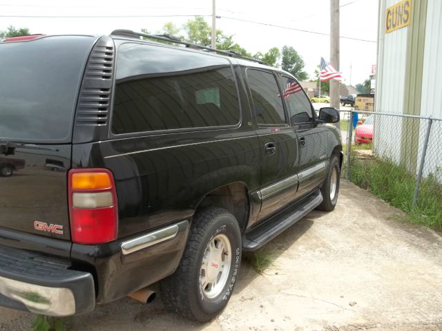 2001 GMC Yukon XL C350 4dr Sdn 3.5L Sport RWD Sedan