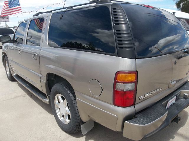 2001 GMC Yukon XL Sport 4WD