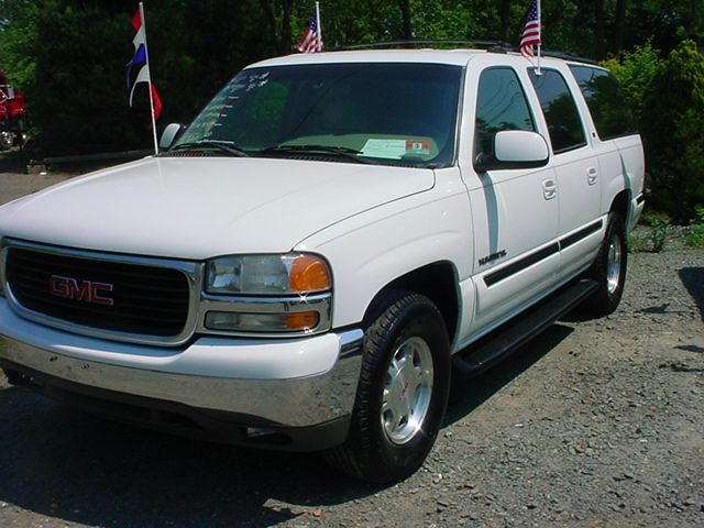 2001 GMC Yukon XL C350 4dr Sdn 3.5L Sport RWD Sedan