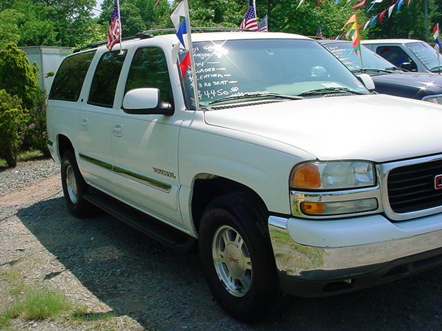 2001 GMC Yukon XL C350 4dr Sdn 3.5L Sport RWD Sedan